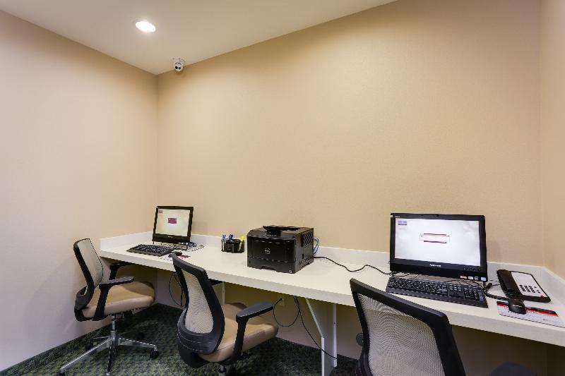 Candlewood College Station By Ihg Bryan