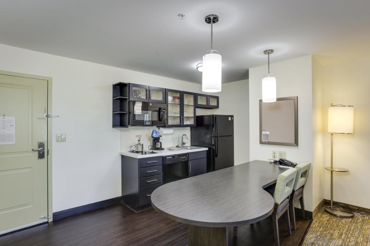 Candlewood College Station By Ihg